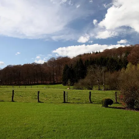 Holiday home Une Parenthese En Ardenne Nollevaux